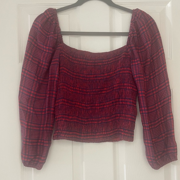 Abercrombie & Fitch Plaid Smocked Long Sleeve Crop Top - Picture 6 of 6